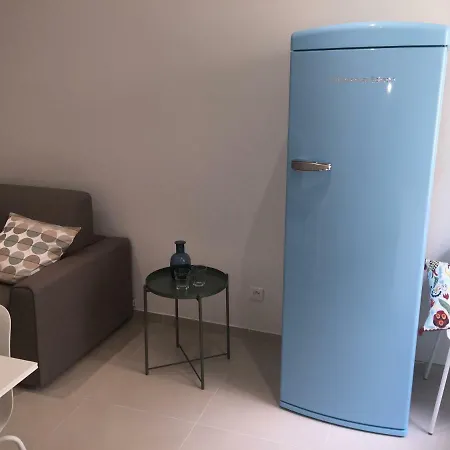 Deux Pièces Rue Piétonne Situation Idéale Appartement