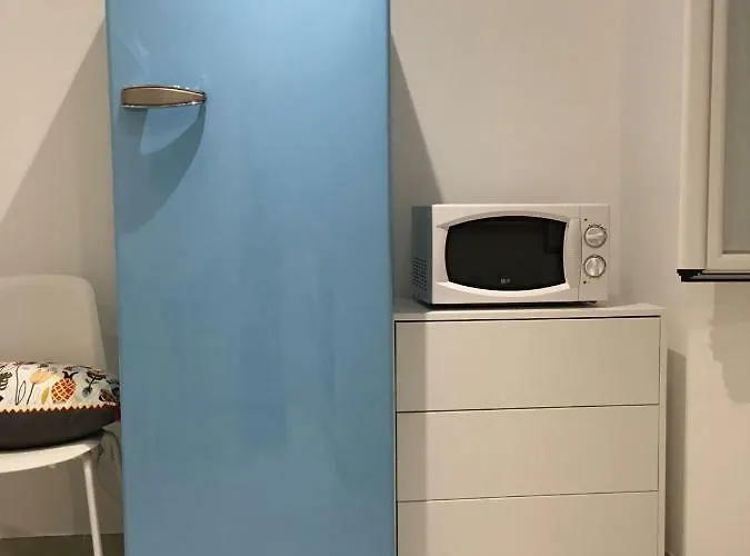 Deux Pièces Rue Piétonne Situation Idéale Apartamento Menton